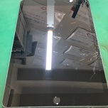 iPad第8世代ガラス割れ修理| iPhone修理ダイワンテレコム