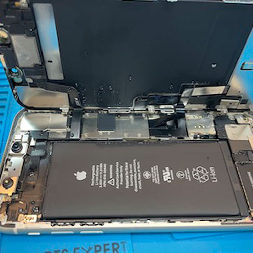 iPhoneの画面割れと液晶不良修理