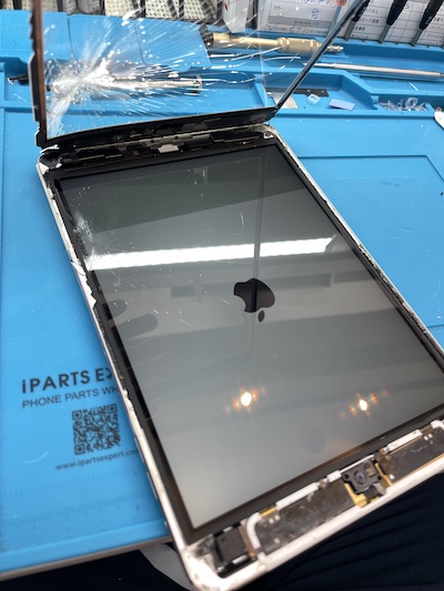 iPadmini3 画面割れ修理
