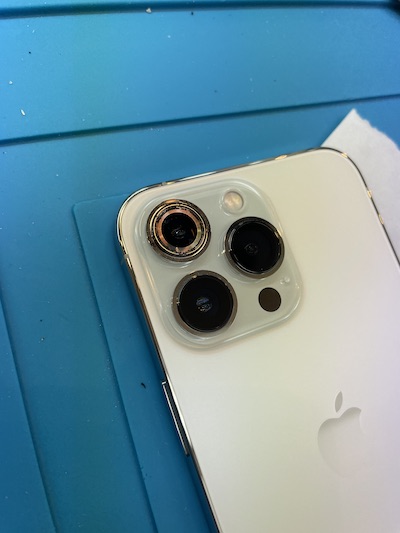 iPhone13Pro　望遠カメラレンズ割れ修理