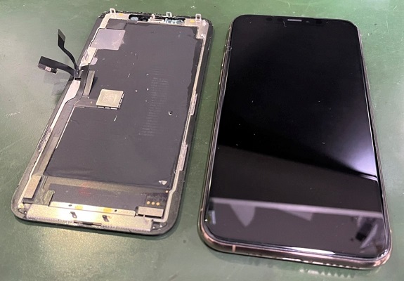 iPhone11Proの画面割れ修理3