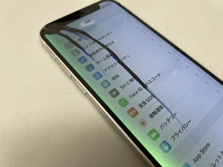 iPhone12 mini 画面割れ