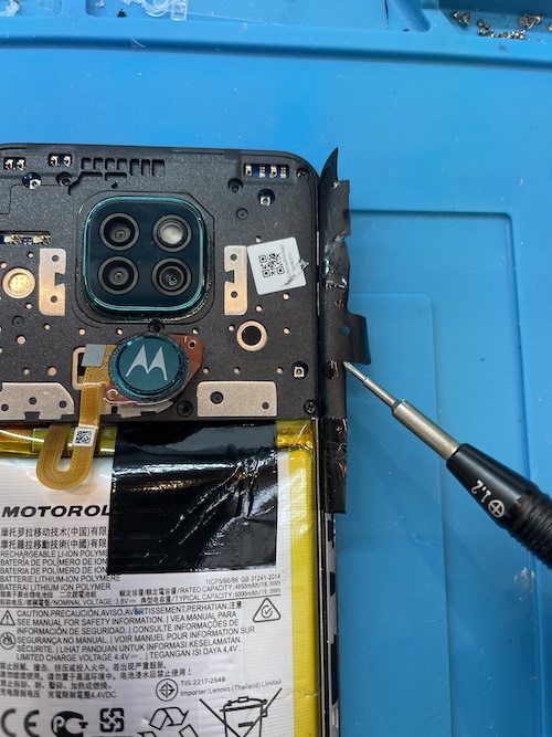 Moto g9 play バッテリー交換　