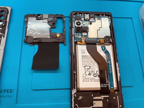 Galaxy A51 ５G teardown 分解