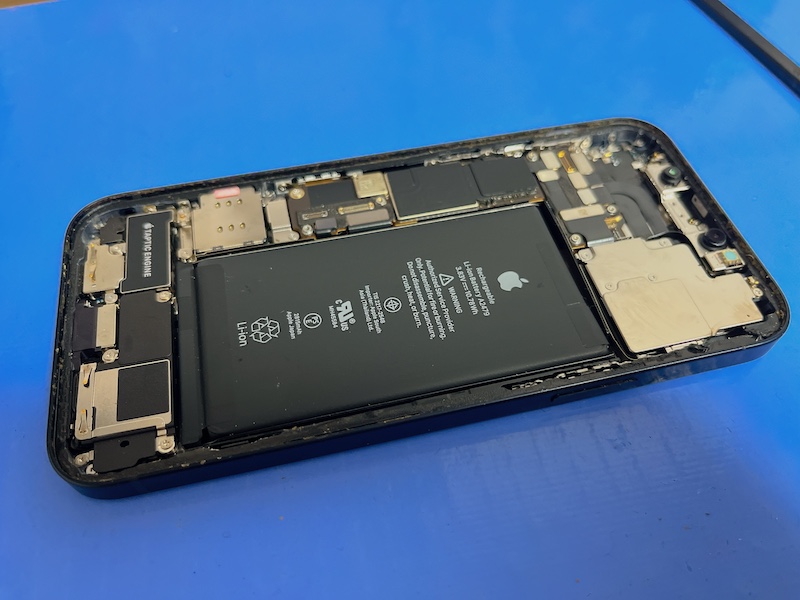 iPhone12Pro　水没修理