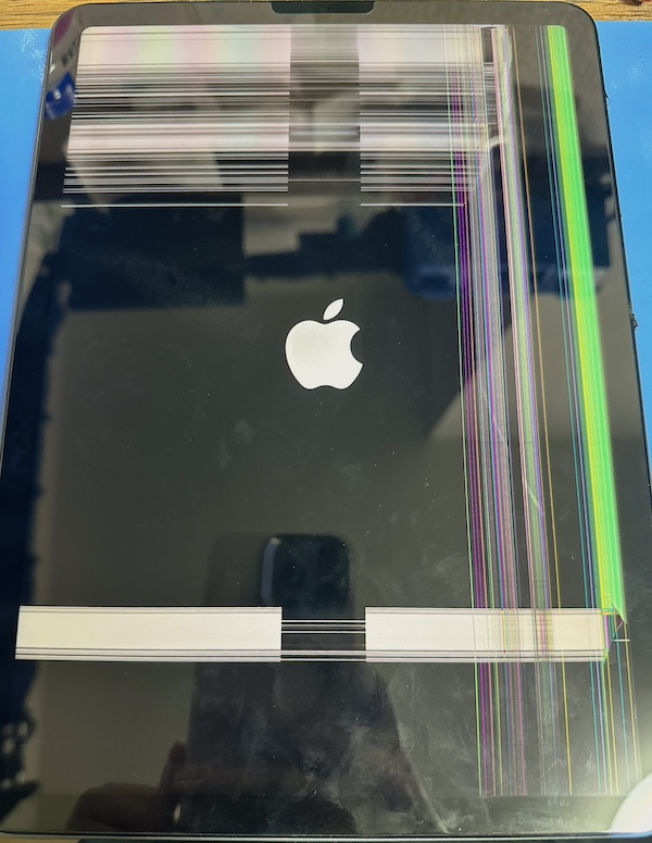 iPad Air4　液晶不良修理