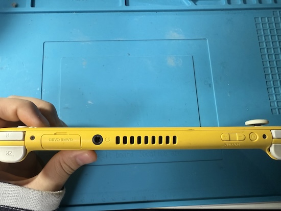 switch lite 上面