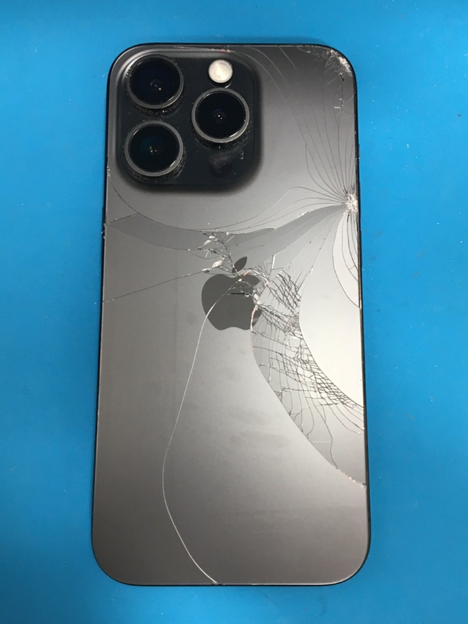 iPhone15Pro背面修理