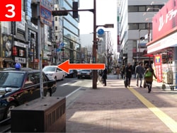 福岡（天神）駅からiPhone修理ダイワンテレコム福岡天神店まで3