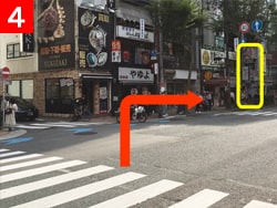 福岡（天神）駅からiPhone修理ダイワンテレコム福岡天神店まで4
